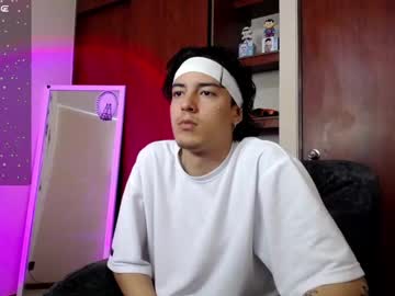 See Aaron_sanz_ online Now @ sex.co.it