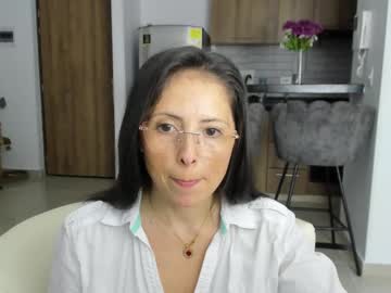 See Alana_gasparani online Now @ sex.co.it
