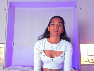 See Anaacollins_ online Now @ sex.co.it