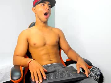 See Andrew_jonhes1 online Now @ sex.co.it