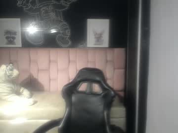 See Celeste_tomson online Now @ sex.co.it