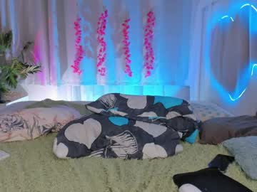 See Cinemagirl online Now @ sex.co.it