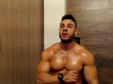 See Connor_h1 online Now @ sex.co.it