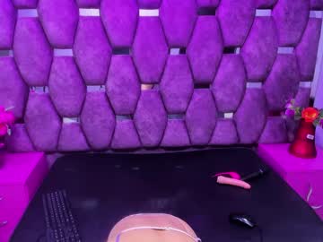See Cristal_jhons online Now @ sex.co.it