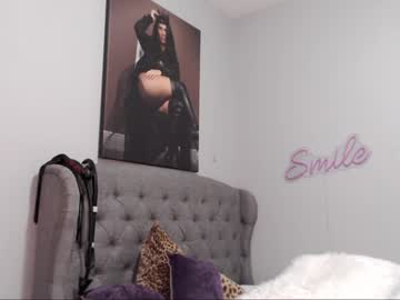See Curvymodelmilf online Now @ sex.co.it