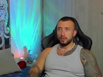 See Dave_max93 online Now @ sex.co.it