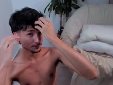 See Dimitri_targaryen online Now @ sex.co.it
