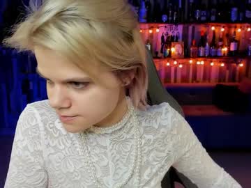See Elliemurler online Now @ sex.co.it