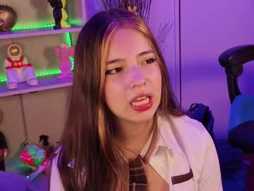 See Emilykarterr online Now @ sex.co.it