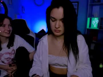 See Helli_belli online Now @ sex.co.it