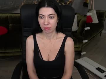 See Holyynun_ online Now @ sex.co.it