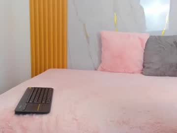 See Isabellamonet online Now @ sex.co.it