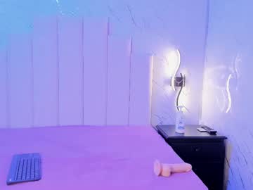 See Isauramontiel online Now @ sex.co.it