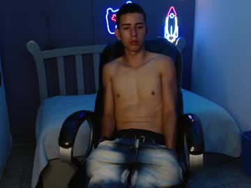 See Jackswan1 online Now @ sex.co.it