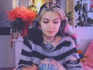 See Jelyaa online Now @ sex.co.it