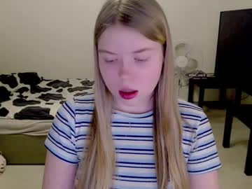 See Kitten_jenny01 online Now @ sex.co.it