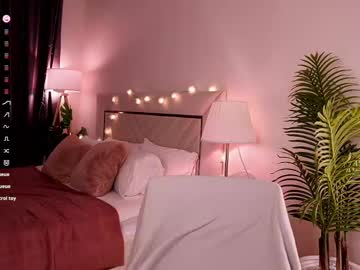See Lana_hani online Now @ sex.co.it