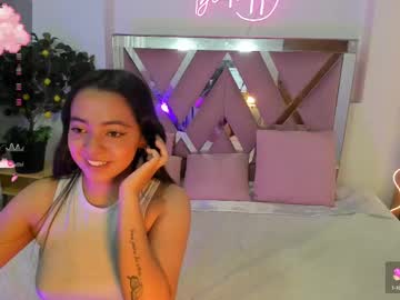 See Laraa_tay online Now @ sex.co.it