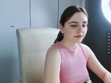 See Lia_lil online Now @ sex.co.it