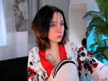 See Lilithlunna online Now @ sex.co.it