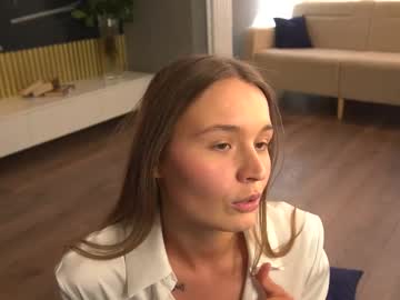 See Lisa_schiele online Now @ sex.co.it