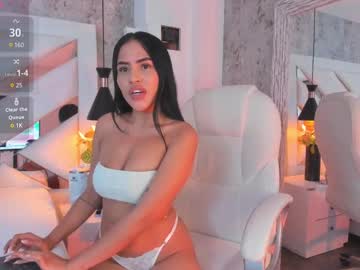 See Littlee_hanna_ online Now @ sex.co.it