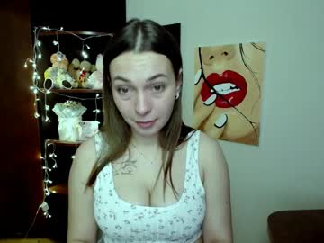 See M_vikki online Now @ sex.co.it