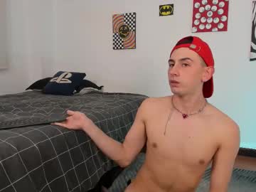 See Mathew_conelly online Now @ sex.co.it