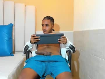 See Mike_jhonsonn online Now @ sex.co.it