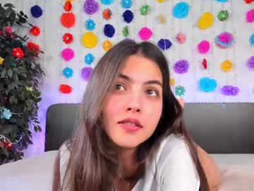 See Milana_crystal_ online Now @ sex.co.it