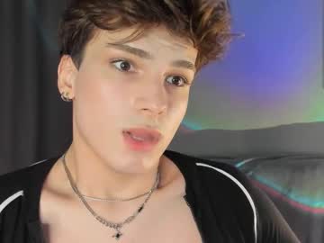 See Mystic_evan online Now @ sex.co.it
