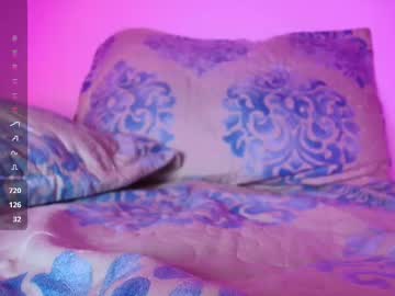 See Pvssi_ online Now @ sex.co.it