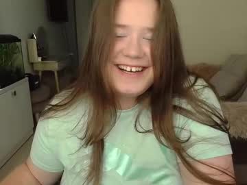 See Remirann_ online Now @ sex.co.it