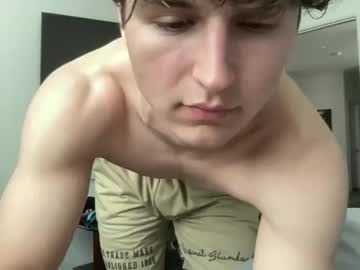 See Ryan287747 online Now @ sex.co.it