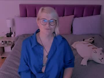 See Sabrinamacmarren online Now @ sex.co.it