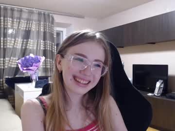 See Shelleycoote online Now @ sex.co.it