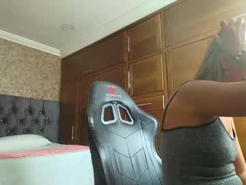See Stella_xue online Now @ sex.co.it