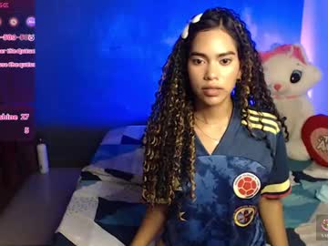 See Thalia0018 online Now @ sex.co.it