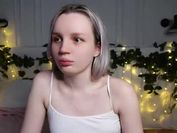 See Tinasiner online Now @ sex.co.it