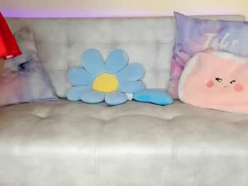 See Tiny_cora online Now @ sex.co.it