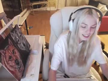 See Tinykylie online Now @ sex.co.it