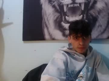 See Xalejo_max online Now @ sex.co.it