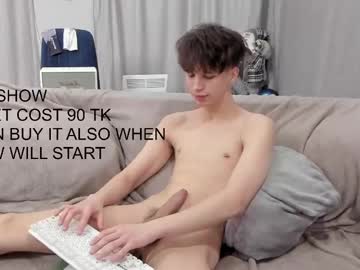 See Your_shy_guy online Now @ sex.co.it