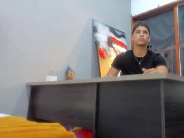 See Zac_dehaan online Now @ sex.co.it