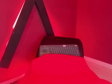 See Zoe_roux210949 online Now @ sex.co.it