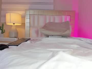 See Zoe_sky_ online Now @ sex.co.it